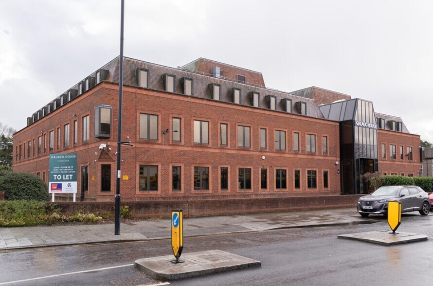 163 Brighton Rd, Coulsdon à louer - Photo du bâtiment - Image 2 de 2