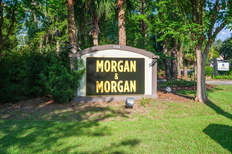 1544 Fording Island Rd, Hilton Head Island, SC à vendre - Photo du bâtiment - Image 3 de 50