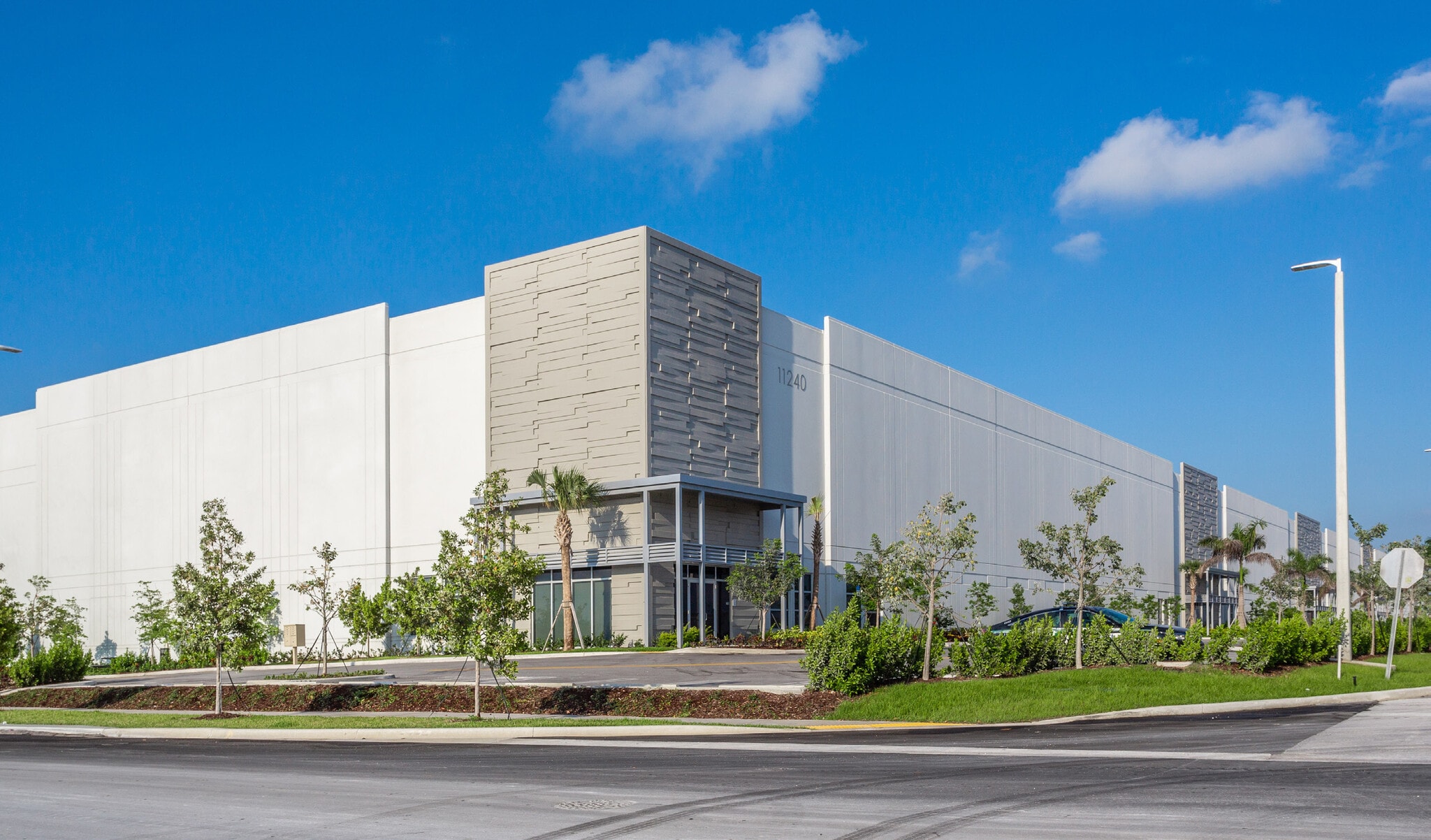 11230 NW 122nd St, Medley, FL for lease Building Photo- Image 1 of 2