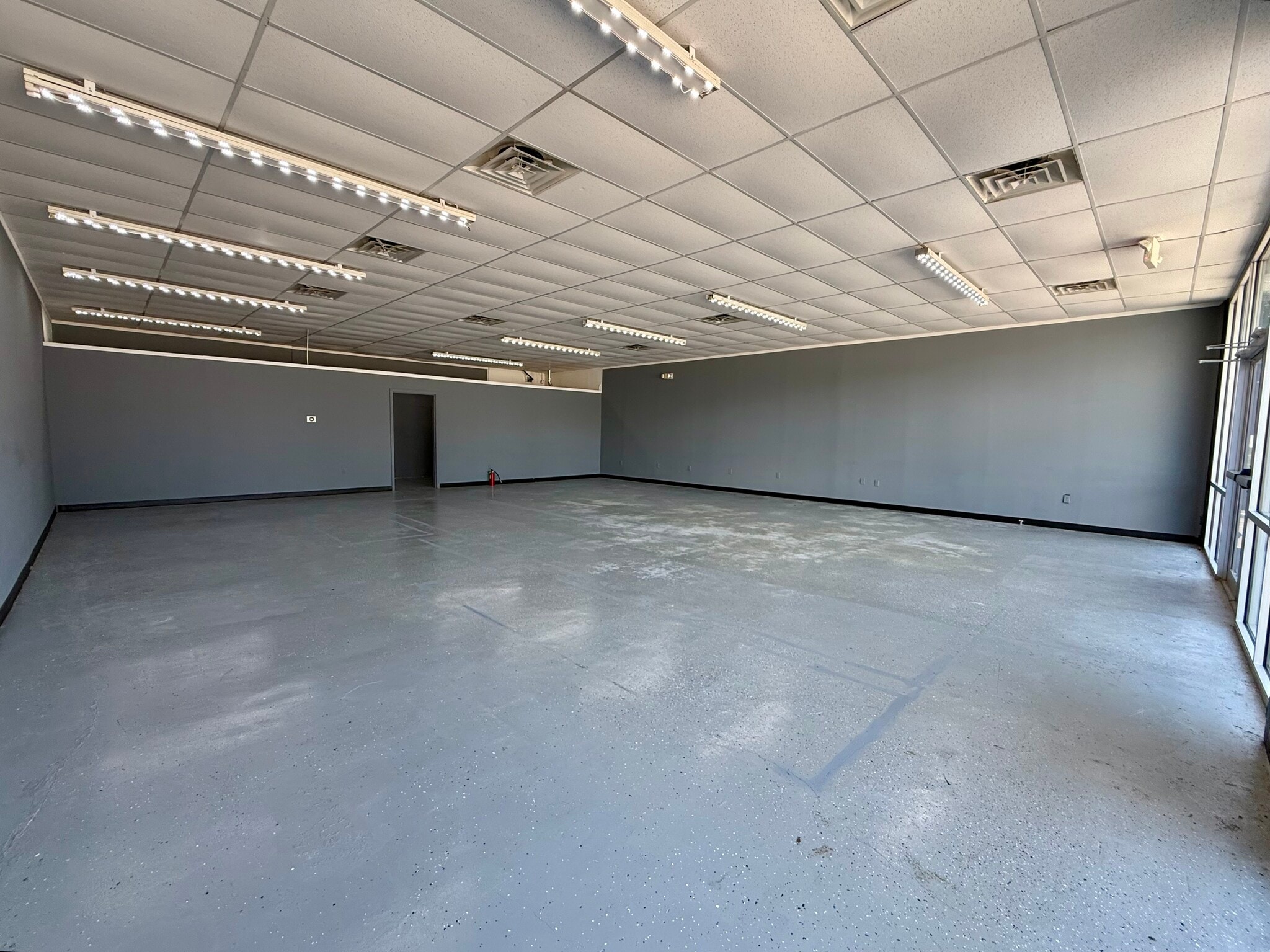 4612 Grand Ave, Fort Smith, AR for lease Interior Photo- Image 1 of 3