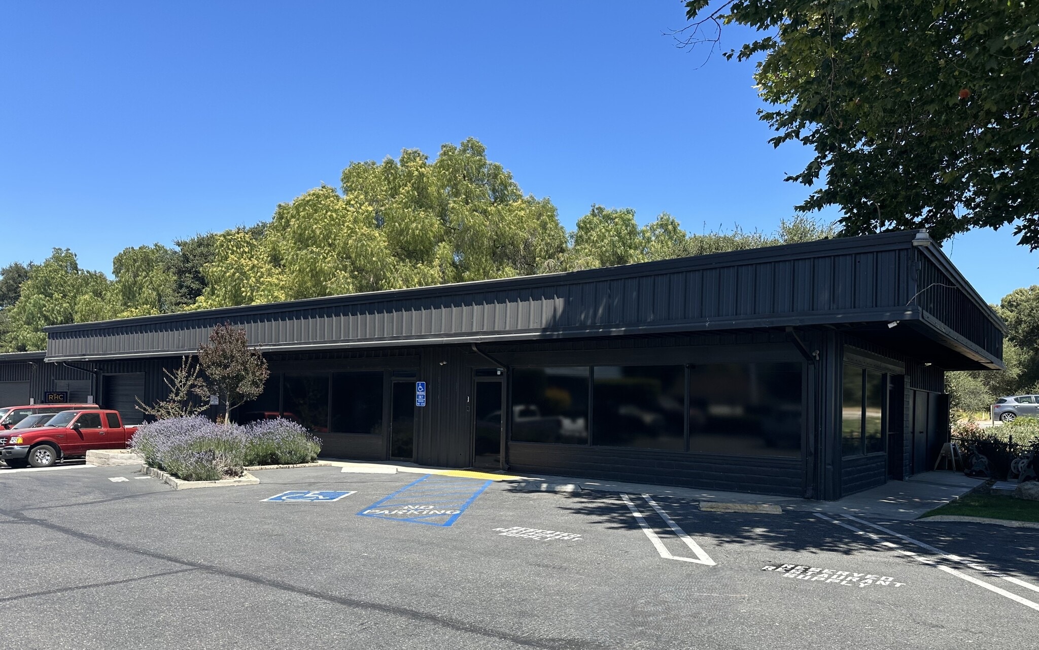 141 E Highway 246, Buellton, CA for lease Interior Photo- Image 1 of 16