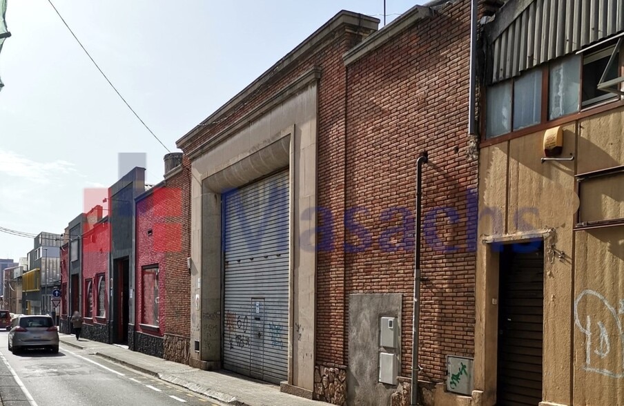 Industriel dans Terrassa, Barcelona à louer - Photo du bâtiment - Image 2 de 7