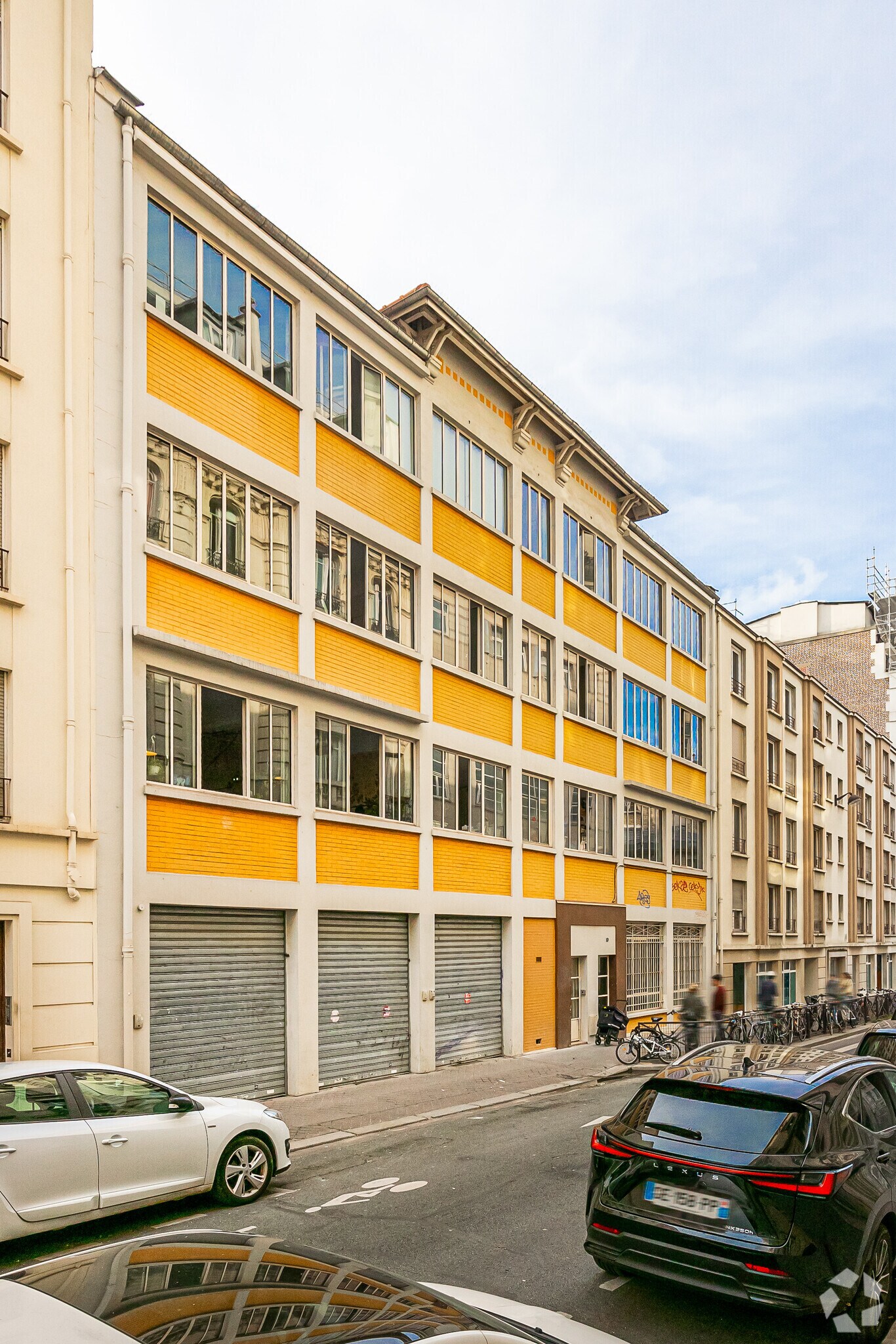 10 Rue Des Bluets, Paris à louer Photo du bâtiment- Image 1 de 2
