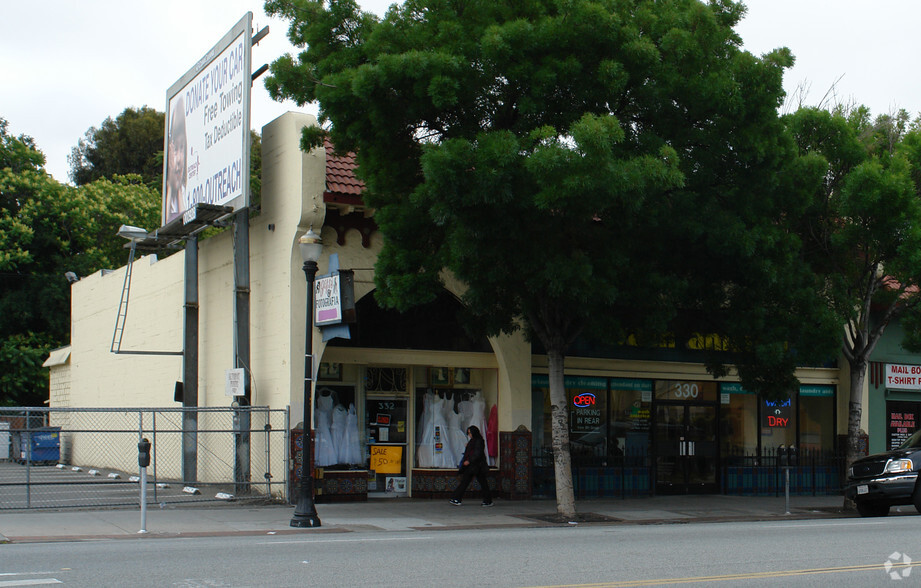 328-332 E Santa Clara St, San Jose, CA à louer - Photo principale - Image 1 de 3