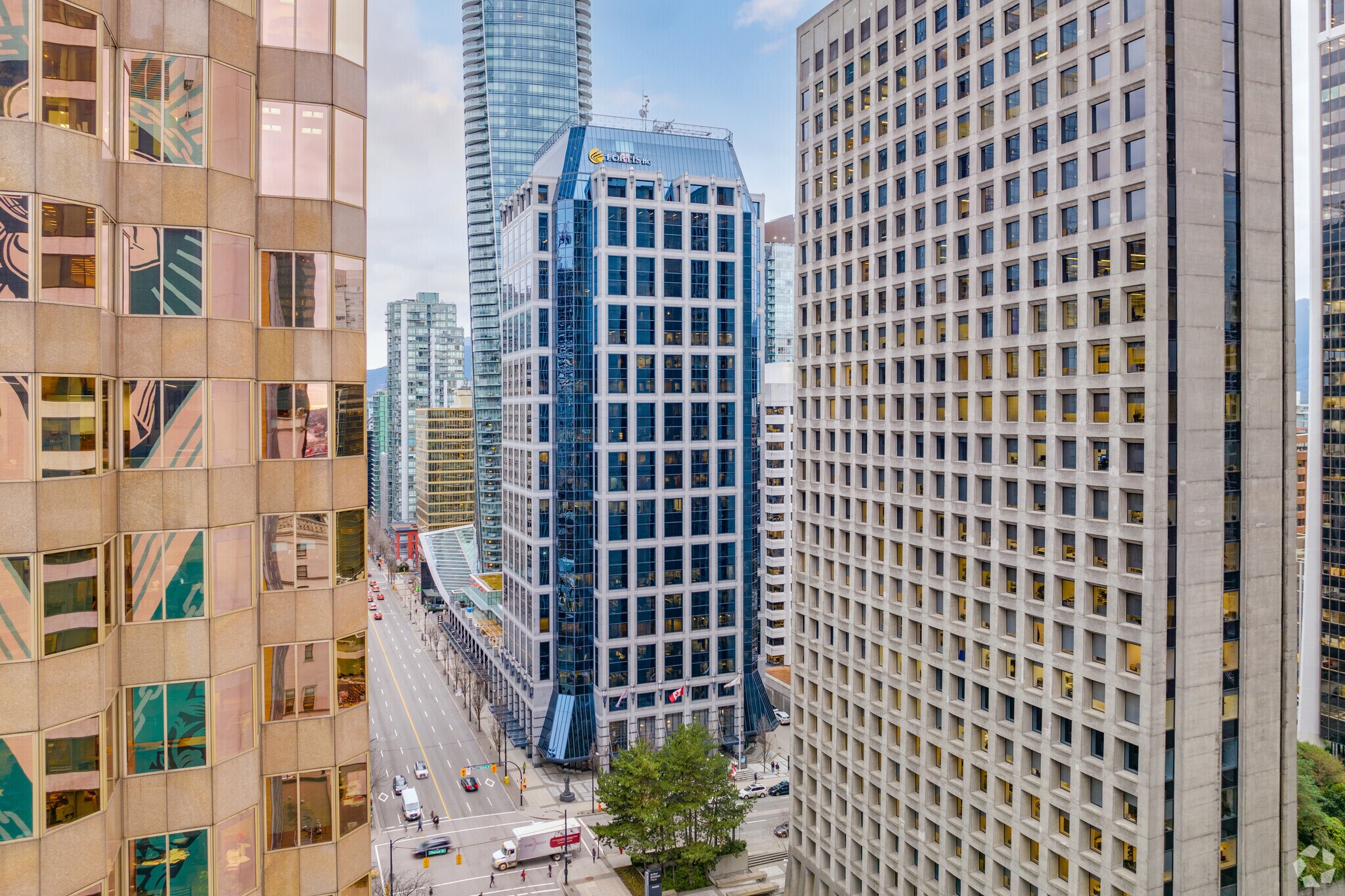 1111 W Georgia St, Vancouver, BC for lease Primary Photo- Image 1 of 13