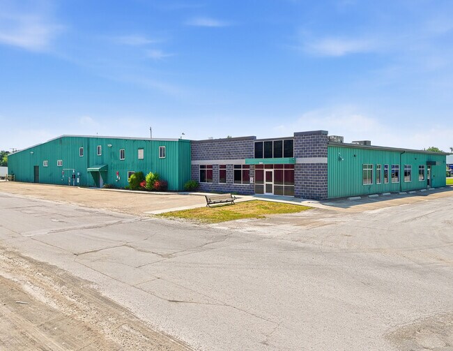More details for 541 Rue Melchers, Berthierville, QC - Industrial for Sale