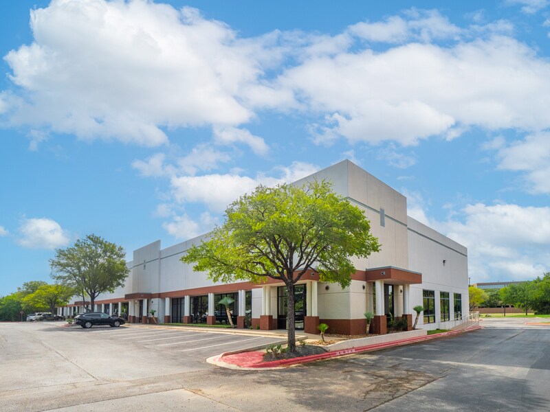 4635 Boston Ln, Austin, TX for lease Building Photo- Image 1 of 17