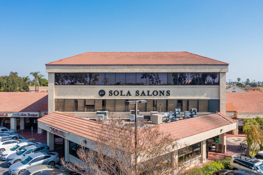 18300 Gridley Rd, Artesia, CA à louer - Photo du bâtiment - Image 3 de 8