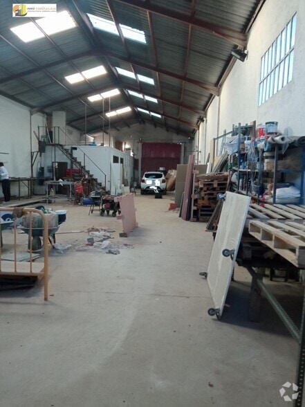 Industriel dans Humanes de Madrid, Madrid à vendre - Photo du bâtiment - Image 3 de 17