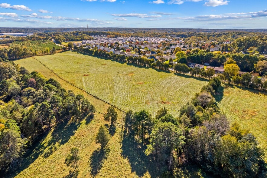 474 James Farm rd, Statesville, NC for sale - Building Photo - Image 3 of 3