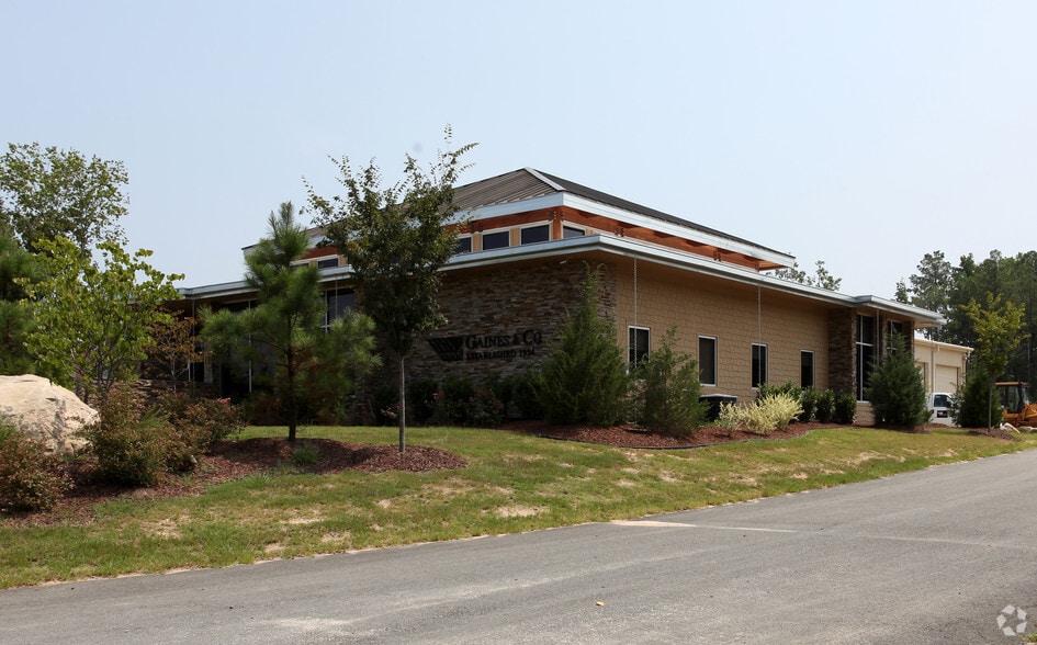 526 Three Sisters Rd, Knightdale, NC for lease - Building Photo - Image 2 of 2