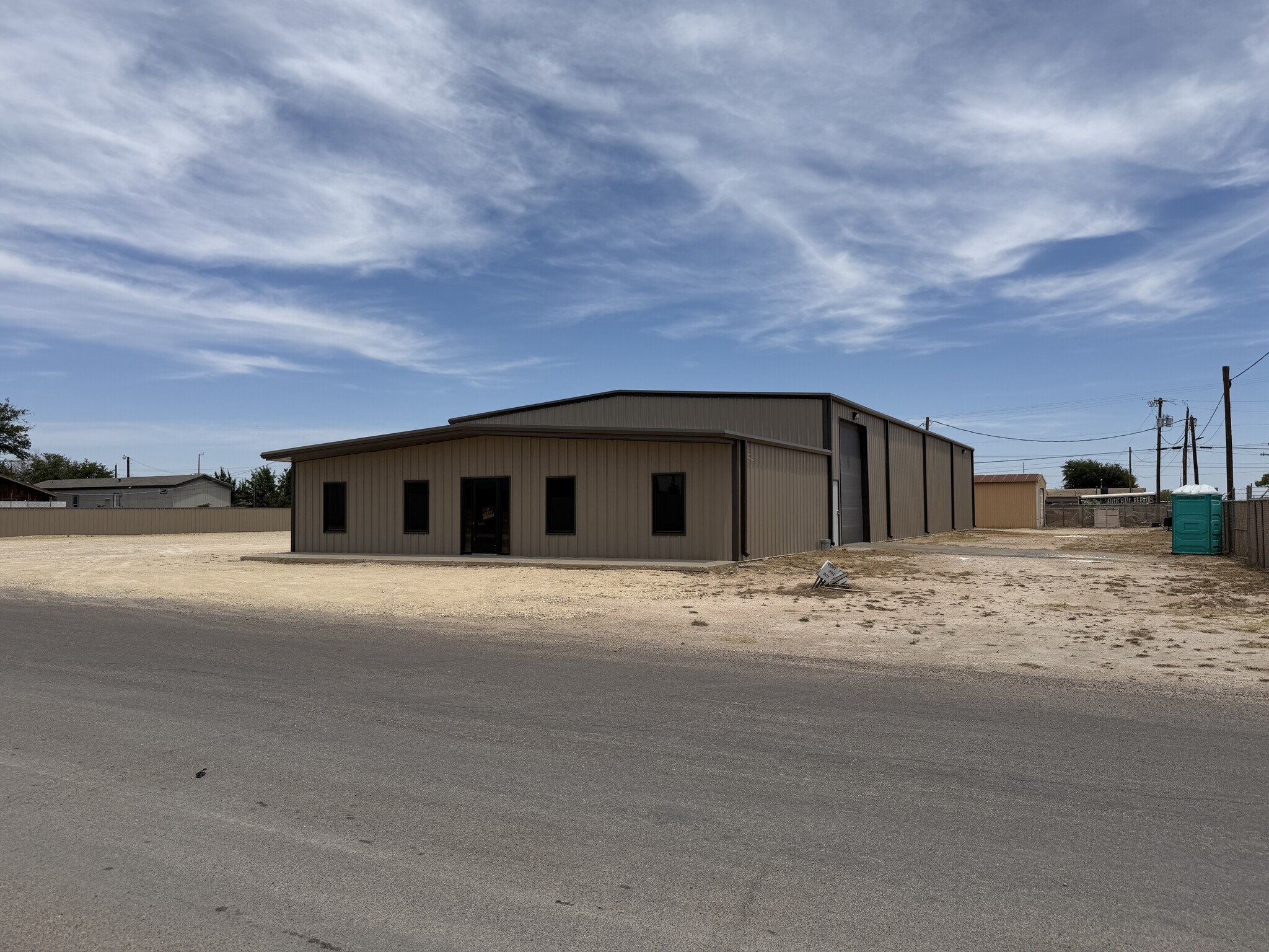 2012 46th St, Odessa, TX for lease Building Photo- Image 1 of 12