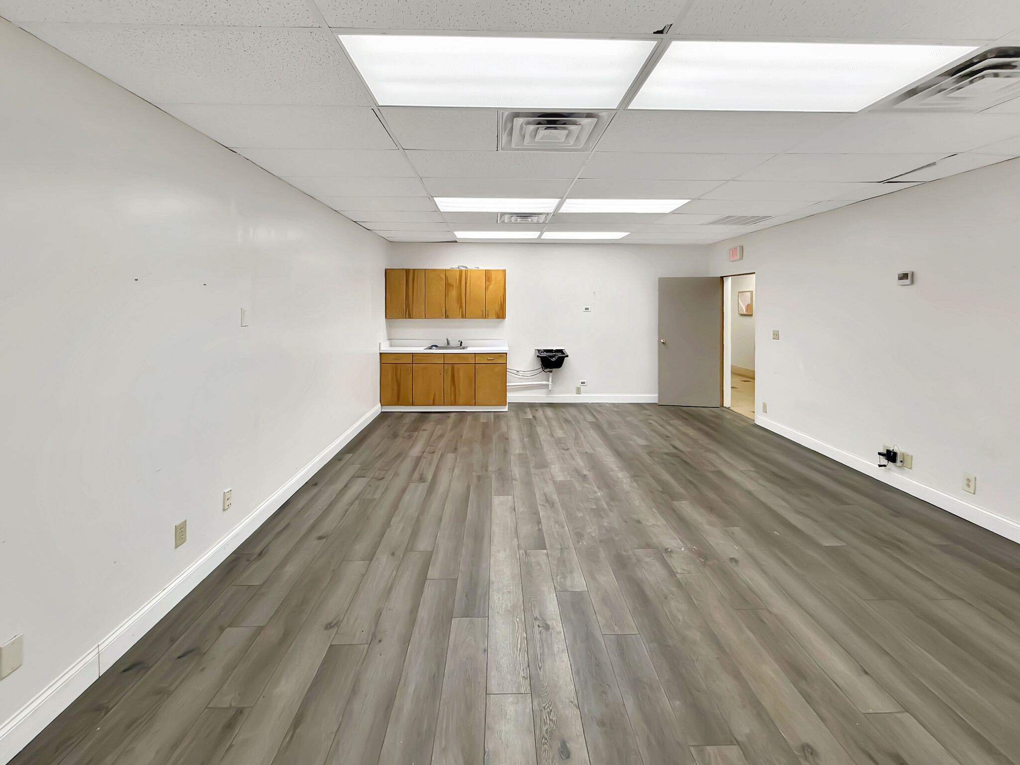 907 Rivergate Pky, Goodlettsville, TN for lease Interior Photo- Image 1 of 3