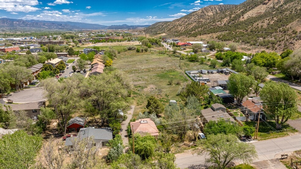 960 Garden Ln, Rifle, CO à vendre - Photo du bâtiment - Image 3 de 10