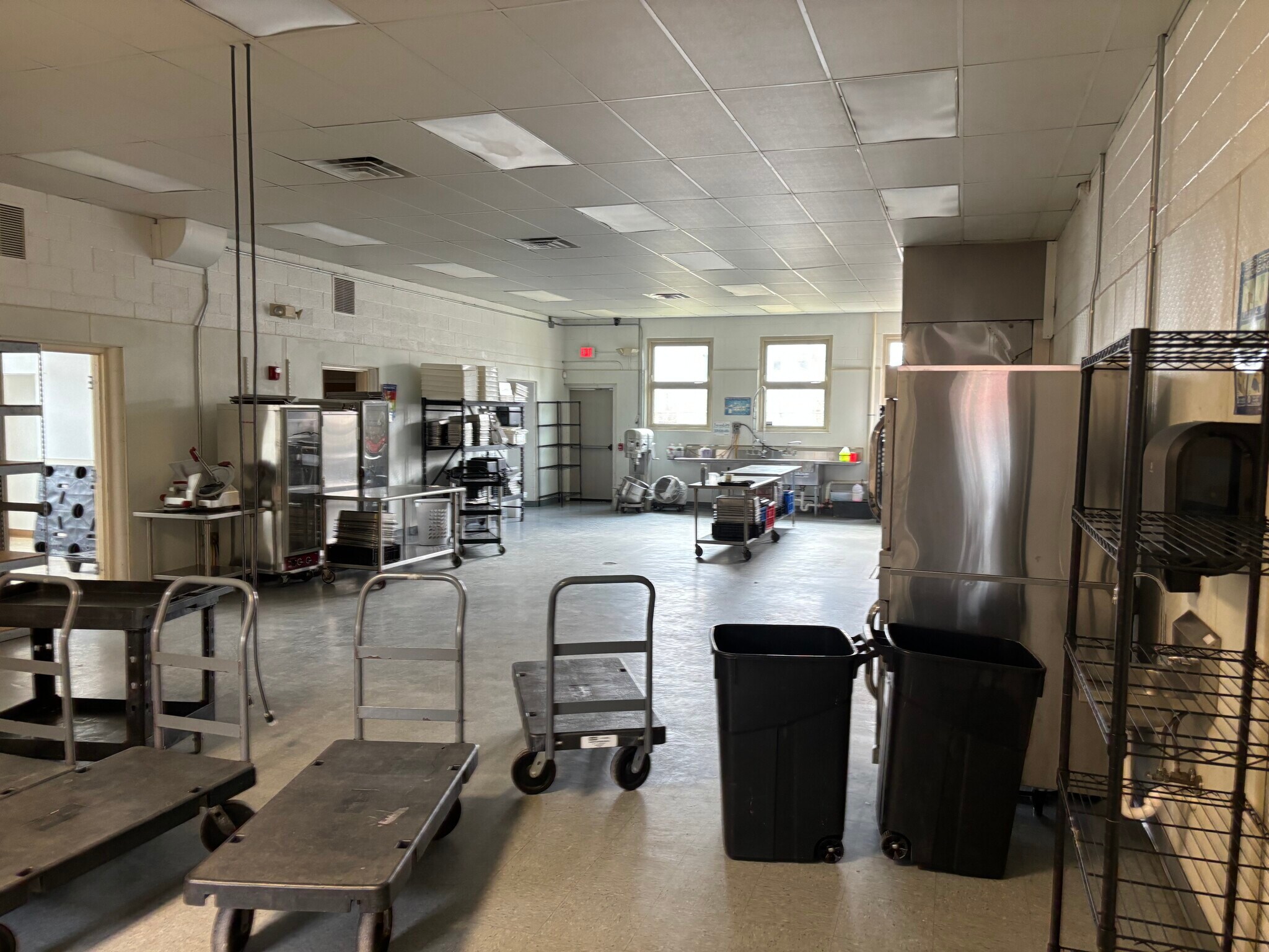 2430 E 28th St, Lorain, OH à vendre Photo intérieure- Image 1 de 8