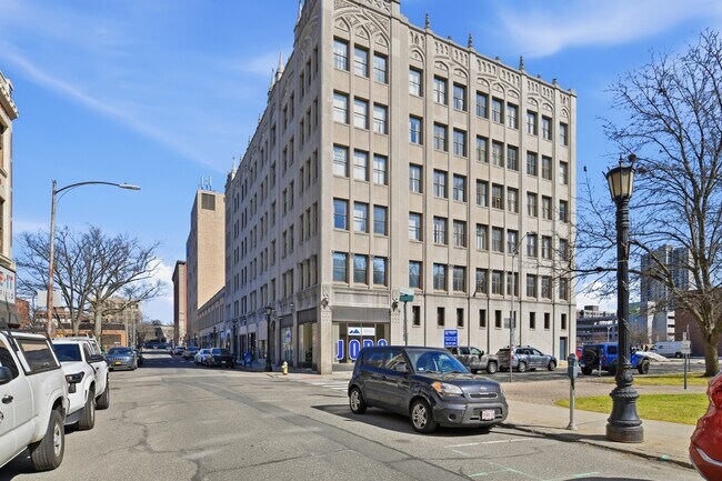 More details for 289-307 Bridge St, Springfield, MA - Office for Sale