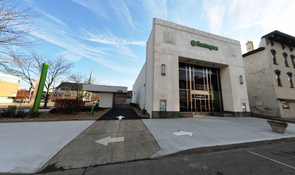 42 N 3rd St, Newark, OH à vendre - Photo du bâtiment - Image 2 de 15