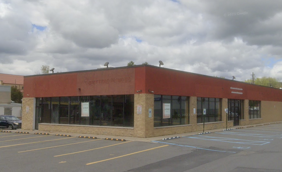 402 S Main St, Old Forge, PA for lease - Building Photo - Image 1 of 3