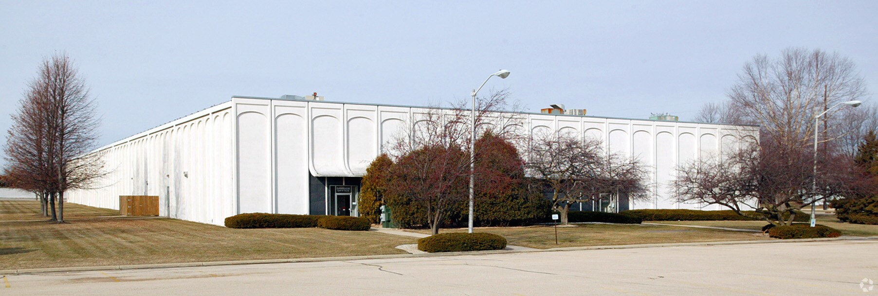 463 Broadway Dr, Sun Prairie, WI for lease Primary Photo- Image 1 of 5