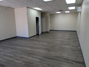6701 Beach Blvd, Jacksonville, FL for lease Interior Photo- Image 1 of 12