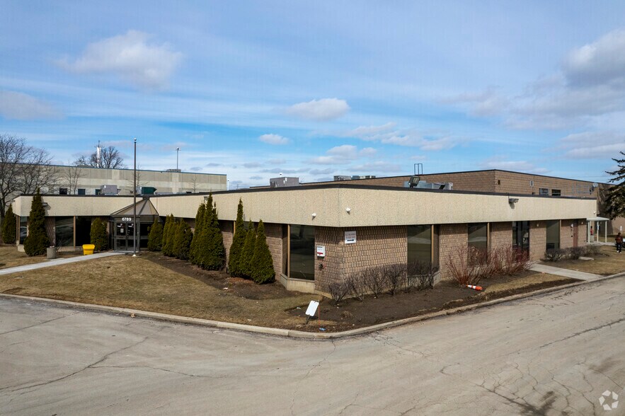 6789 Millcreek Dr, Mississauga, ON for sale - Primary Photo - Image 1 of 4