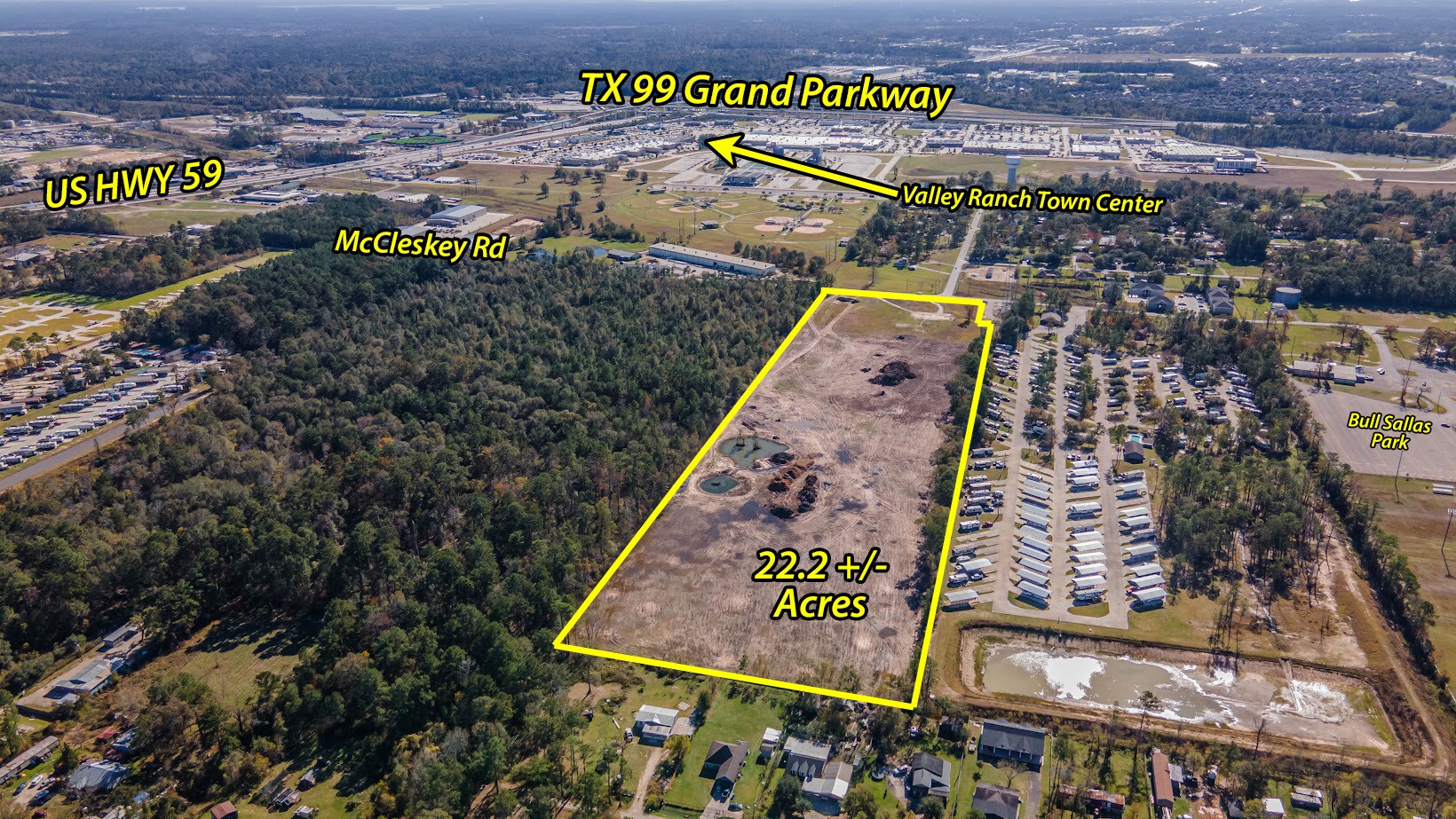 21855 McCleskey Rd, New Caney, TX à vendre Photo du bâtiment- Image 1 de 4