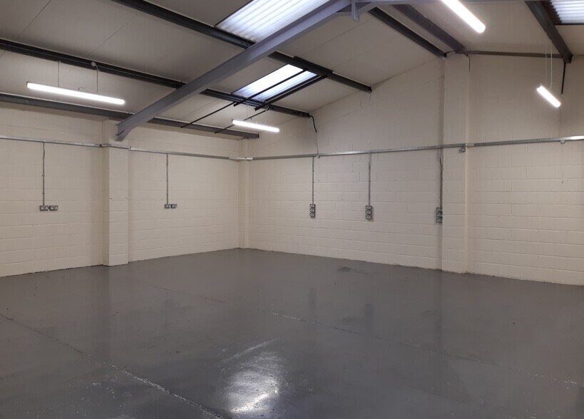 North End Rd, Yatton à louer - Photo intérieure - Image 3 de 5