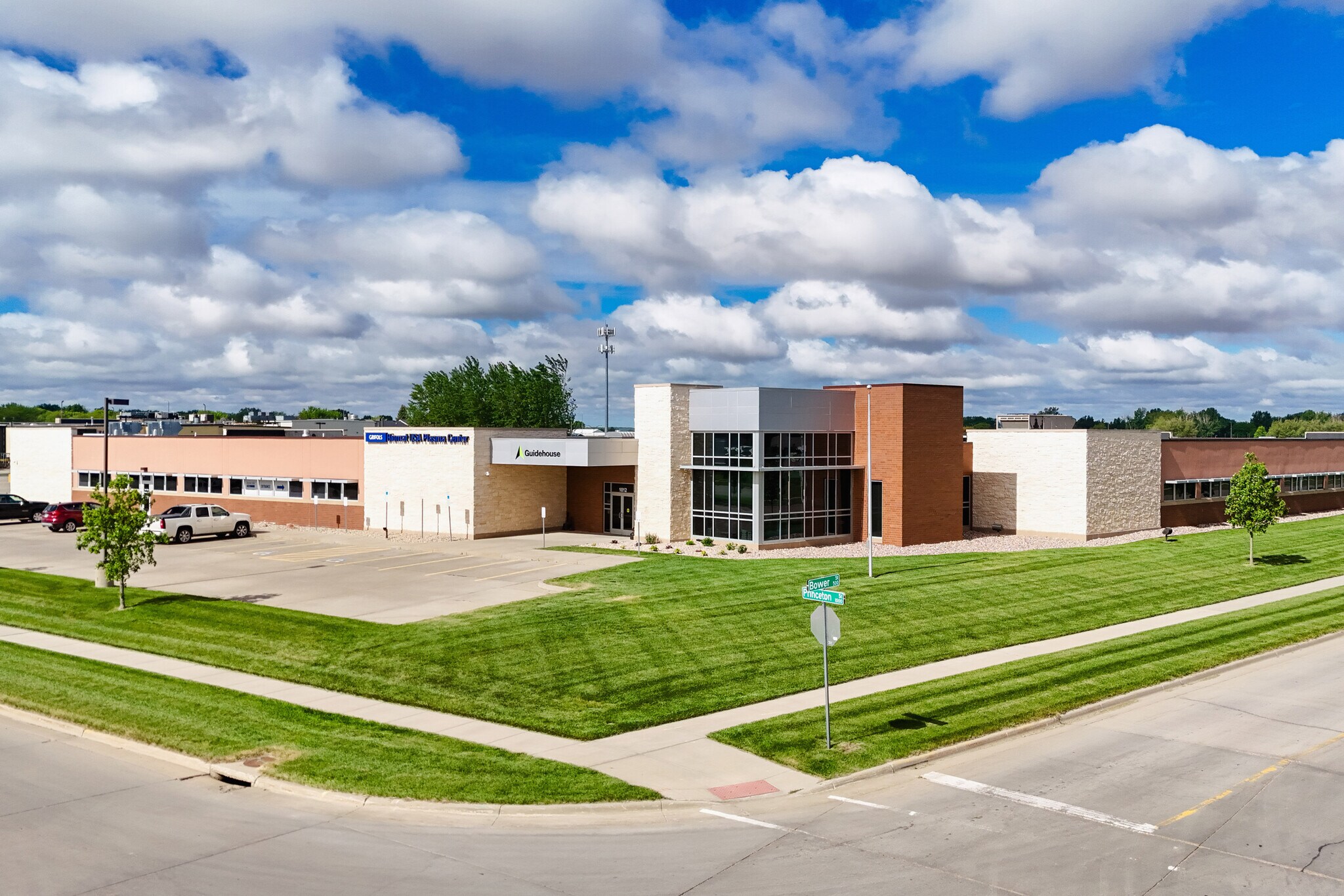 1012 Princeton St, Vermillion, SD for sale Primary Photo- Image 1 of 14