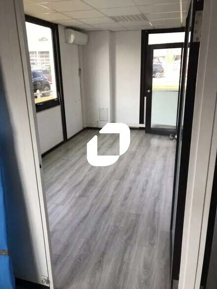 Bureau dans Mérignac à louer - Photo intérieure - Image 2 de 12