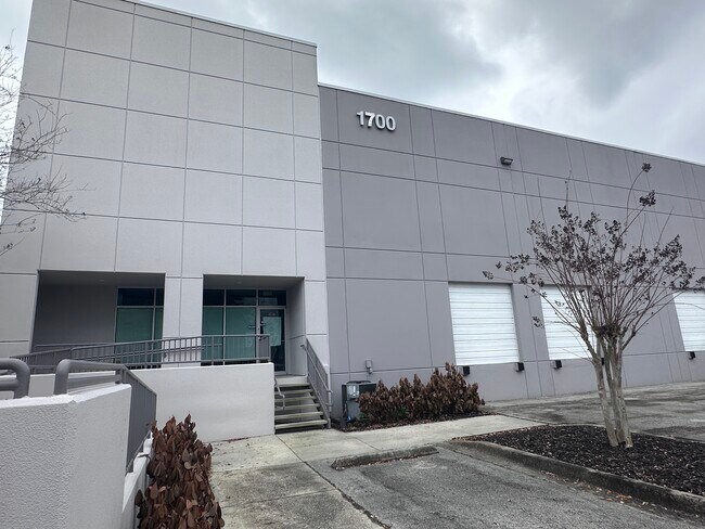 More details for 1700 35th St, Orlando, FL - Industrial for Lease