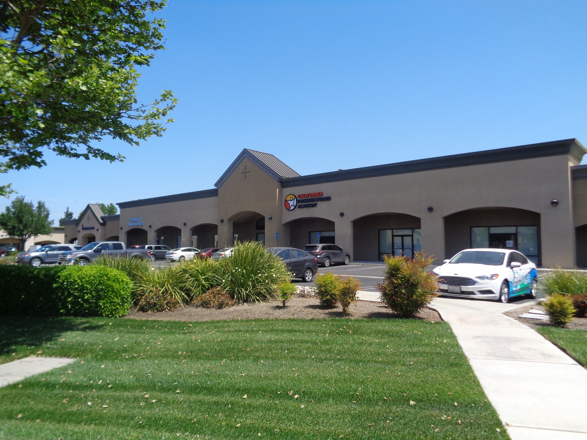 580 N Wilma Ave, Ripon, CA à vendre Photo du bâtiment- Image 1 de 1