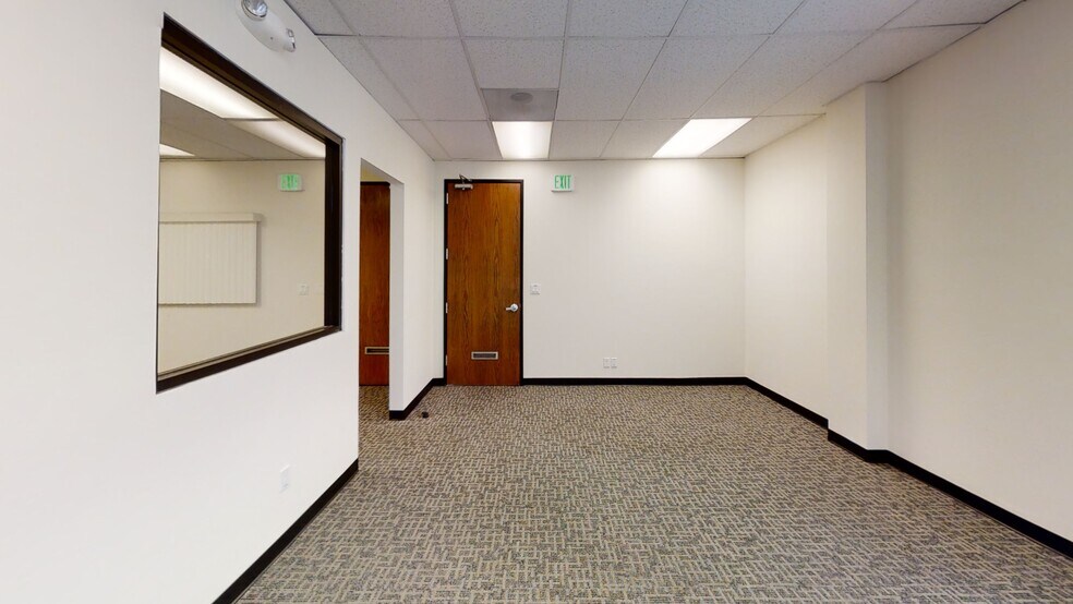 856 Mitten Rd, Burlingame, CA à louer - Photo intérieure - Image 2 de 3