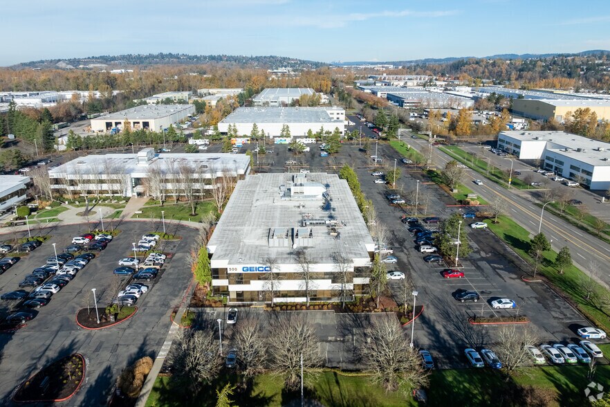 500 SW 39th St, Renton, WA à vendre - Photo du bâtiment - Image 3 de 23