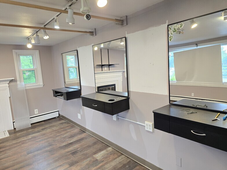 154 Talcottville Rd, Vernon Rockville, CT à vendre - Photo intérieure - Image 3 de 31