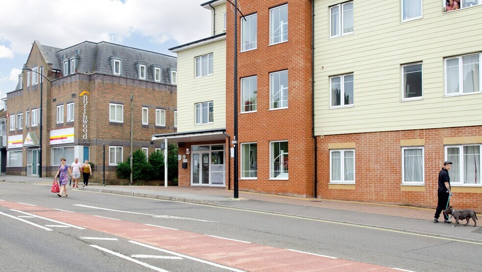 St. Georges Walk, Waterlooville à louer - Photo du bâtiment - Image 2 de 4