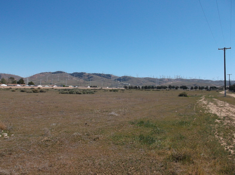 E Tehachapi Blvd @ Mountain View Blvd, Tehachapi, CA à vendre - Photo principale - Image 2 de 13