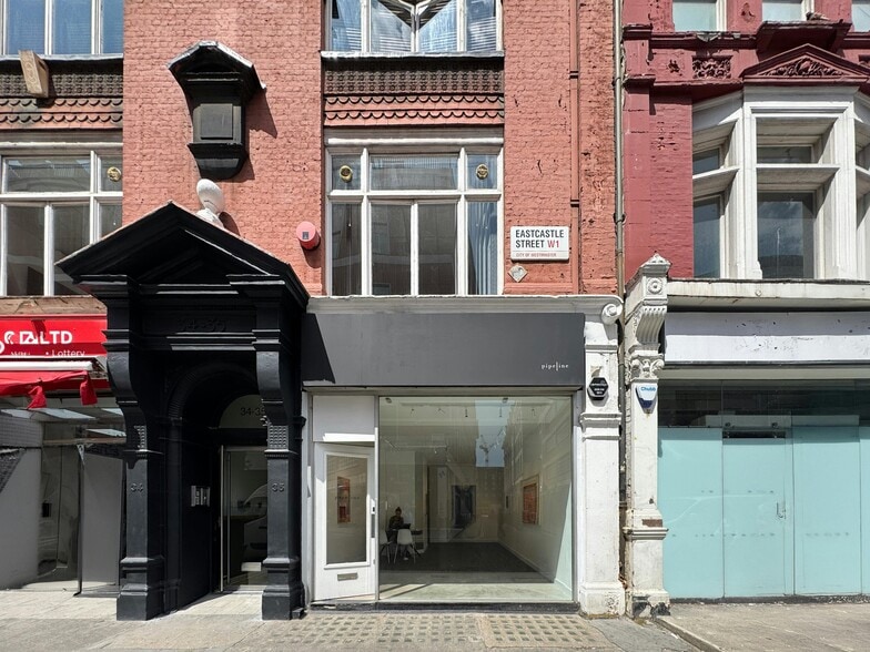 34-35 Eastcastle St, London for lease - Building Photo - Image 3 of 81