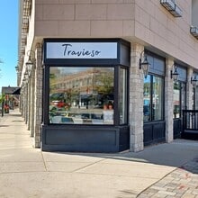 314 W Main St, Waukesha, WI à louer Photo du bâtiment- Image 2 de 11