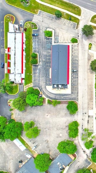 1930 W Grand River Ave, Okemos, MI for sale - Building Photo - Image 3 of 10