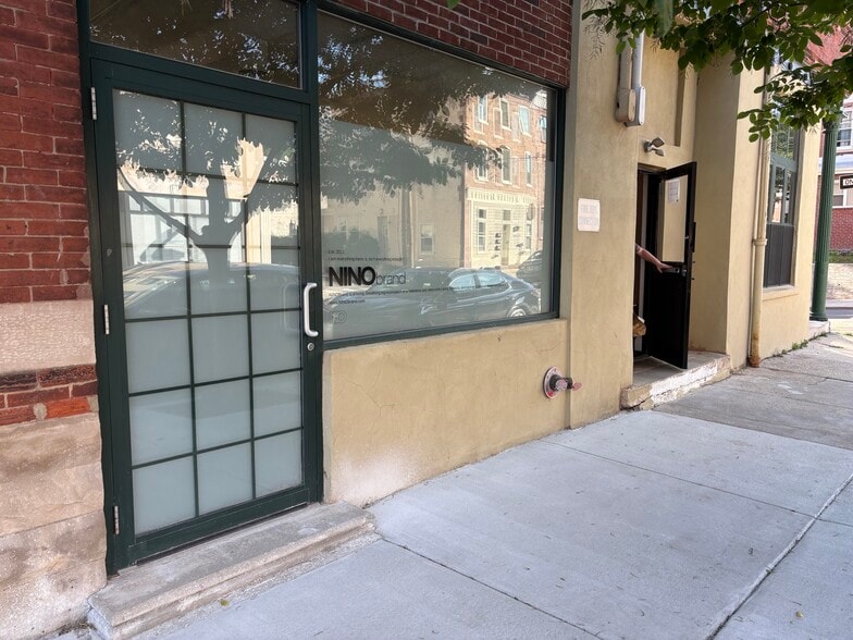 3426 Conrad St, Philadelphia, PA for lease - Building Photo - Image 2 of 5