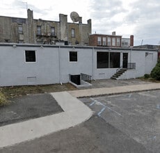 46-48 W Main St, Riverhead, NY à vendre Photo du bâtiment- Image 1 de 2