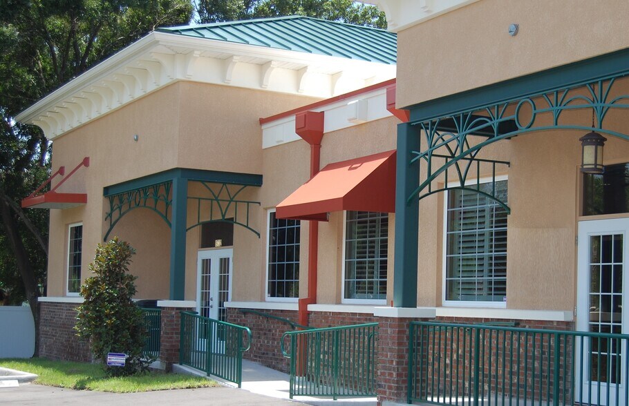 8730-8732 W Fountain Ave, Tampa, FL à vendre - Photo principale - Image 1 de 2