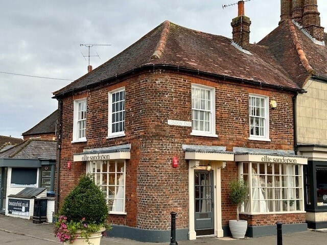 1 London End, Beaconsfield à vendre - Photo du bâtiment - Image 3 de 11