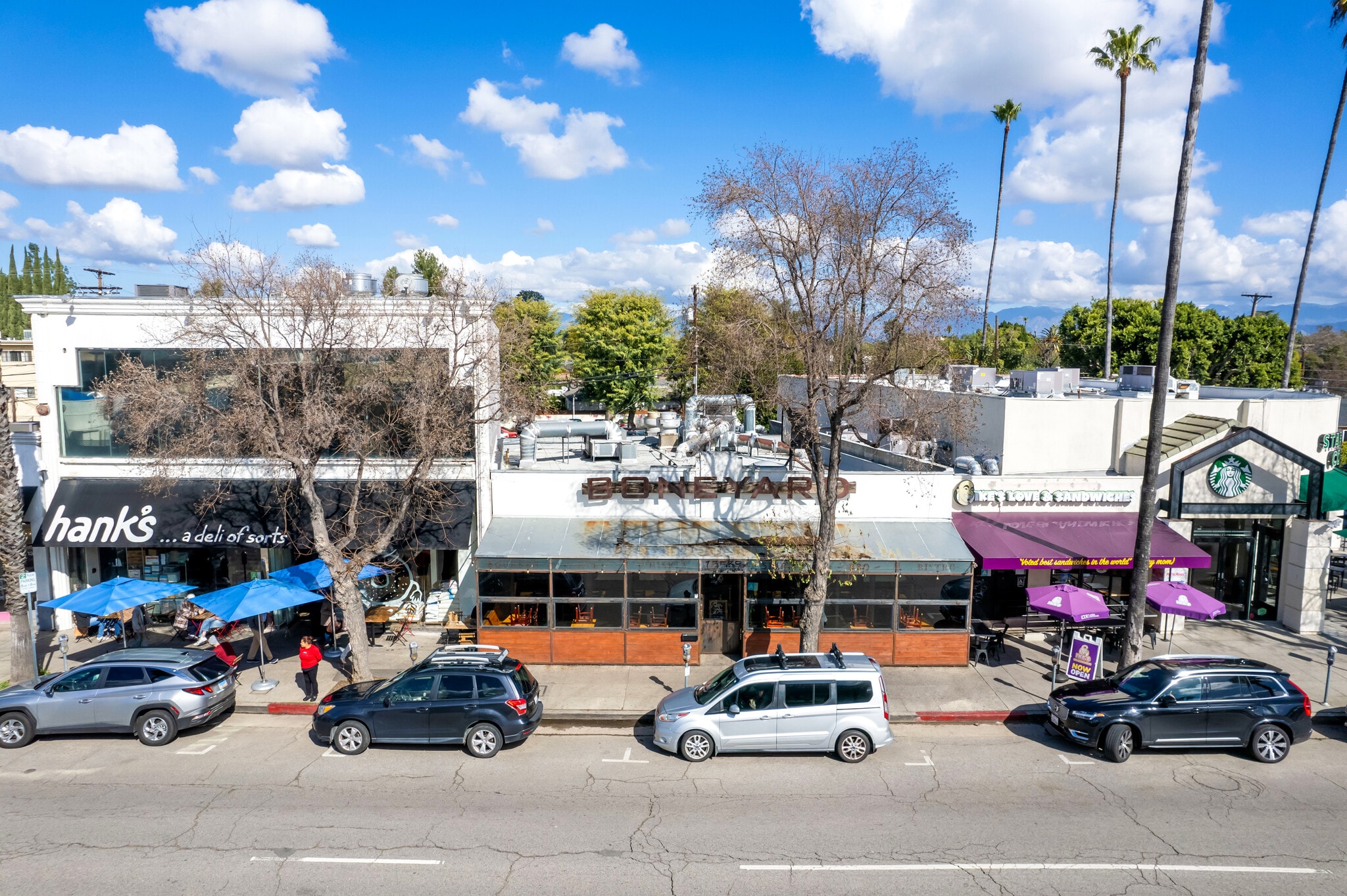 13539 Ventura Blvd, Sherman Oaks, CA for lease Primary Photo- Image 1 of 23