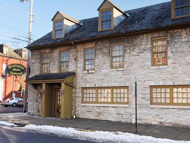 1000 Cumberland St, Lebanon, PA for lease - Building Photo - Image 1 of 14