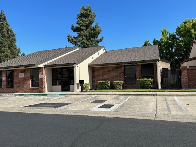 4651 Quail Lakes Dr, Stockton, CA for lease Primary Photo- Image 1 of 52