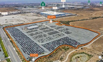 39 Acre Yard Facility - Entrepôt