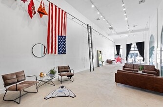 7450-7454 Melrose Ave, Los Angeles, CA for lease Interior Photo- Image 2 of 6