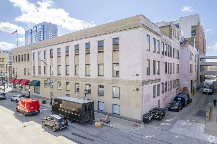1100 Lake St, Oak Park, IL for lease - Building Photo - Image 3 of 13