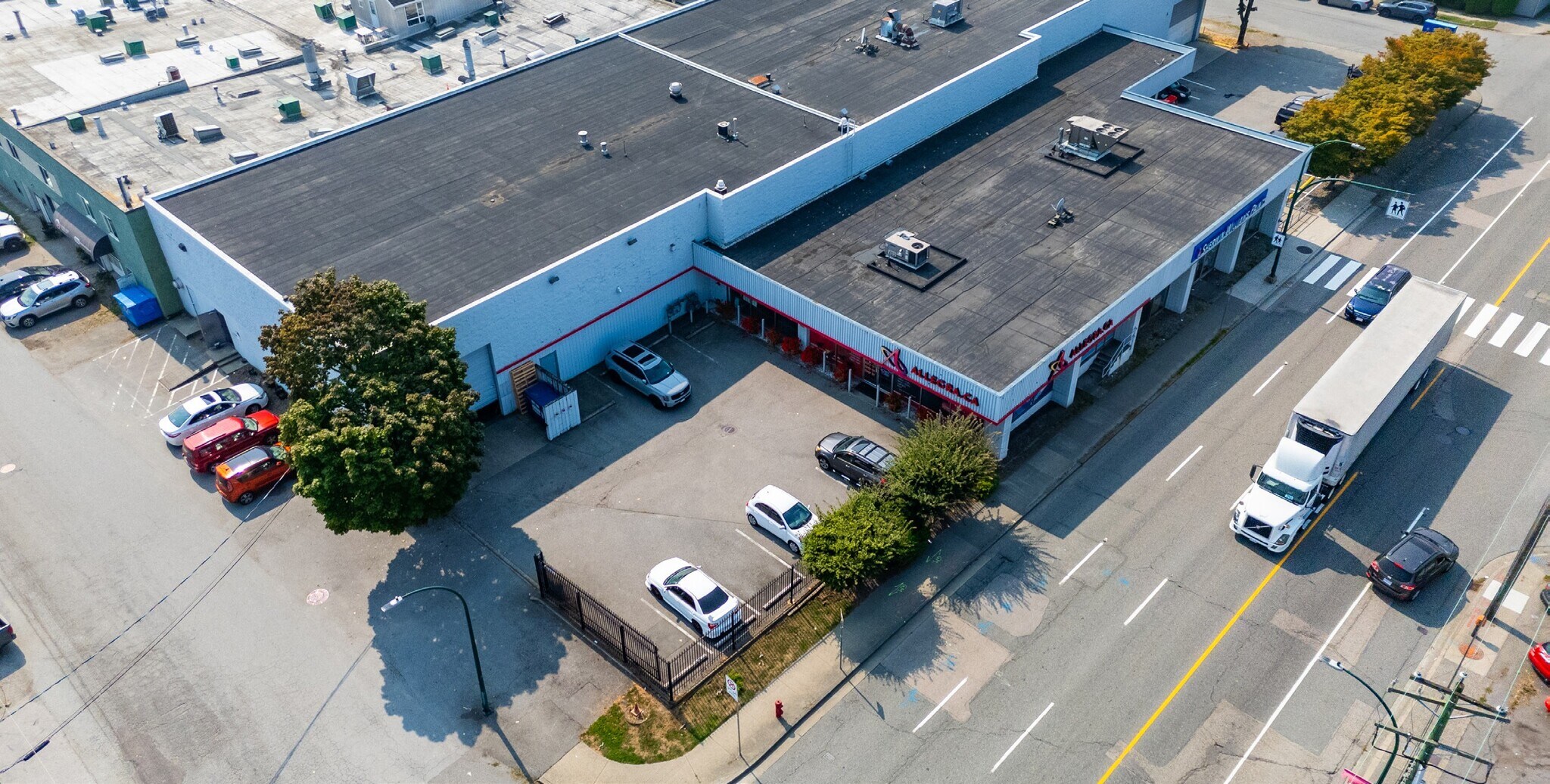 1250 Venables St, Vancouver, BC à louer Photo du bâtiment- Image 1 de 8
